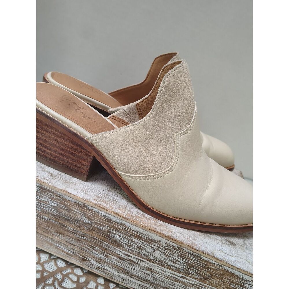 Cream Suede & Vegan Leather Women’s Mule Heels Western Size 6.5